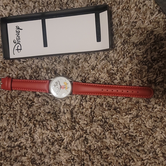 Disney Mickey mouse watch - Picture 5 of 6